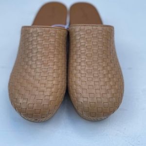 Universal Thread Slide on Wedges Size 9